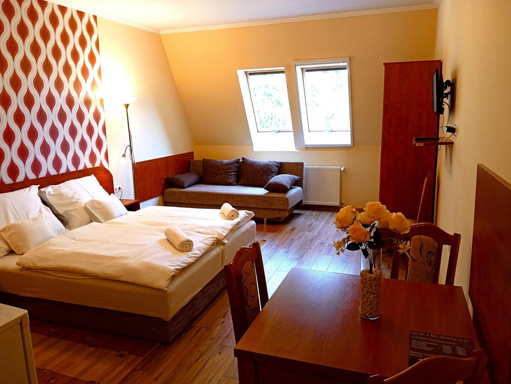 Patak-Party Apartmanok Bogács 외부 사진
